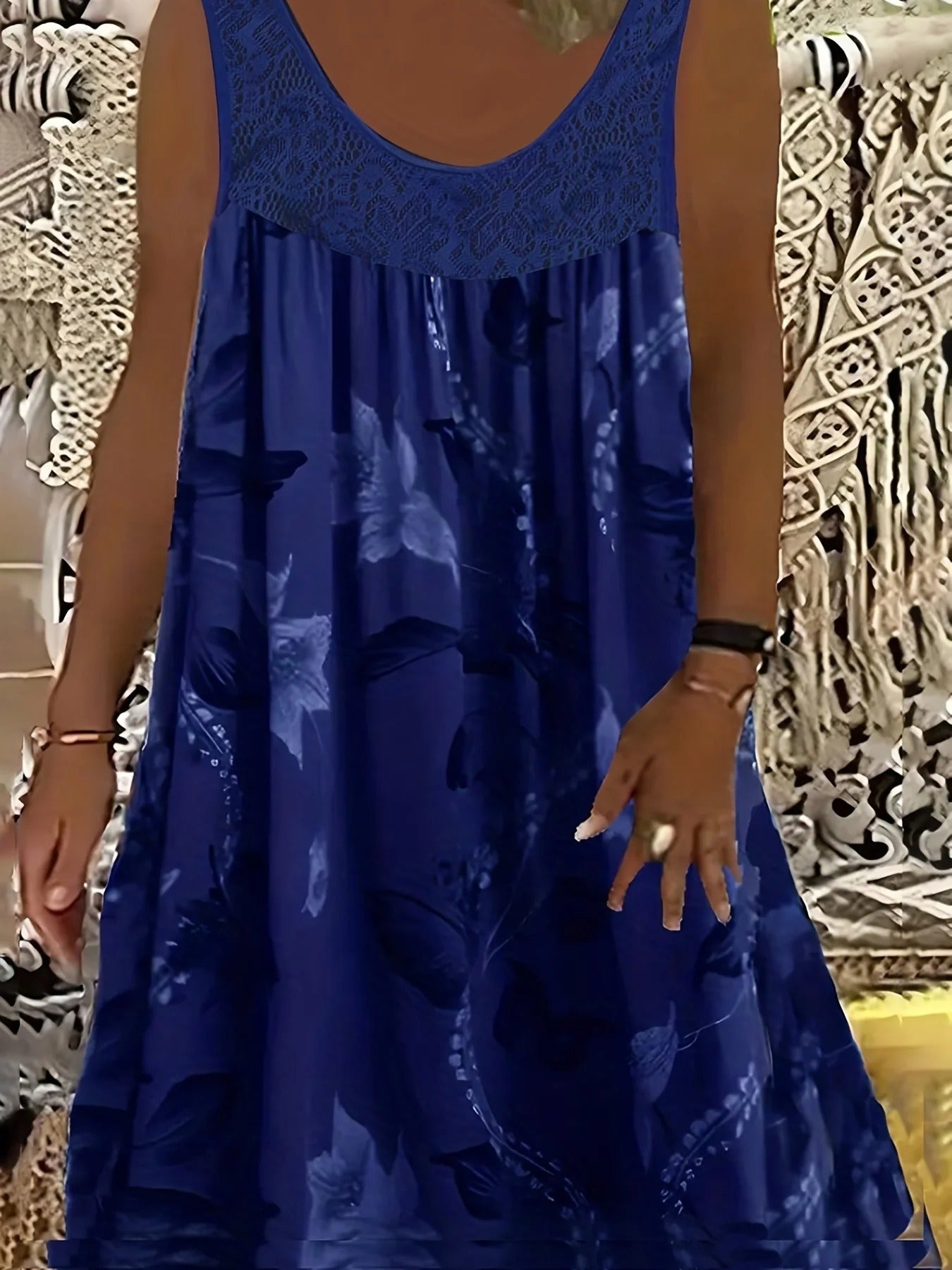 Noreen – Sleeveless Floral Crochet Yoke Dress