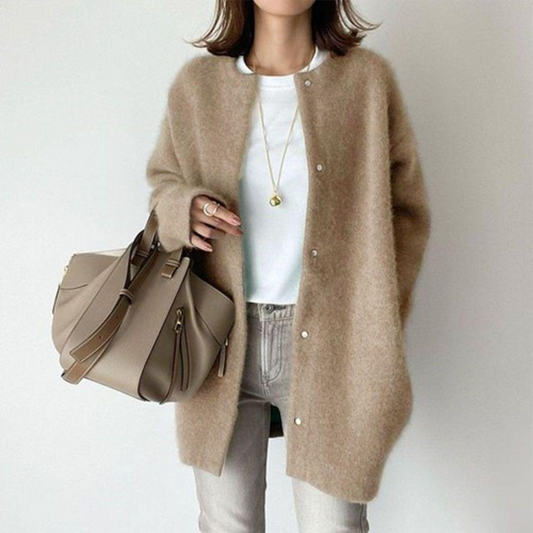 Amandine – Refined Layering Cardigan