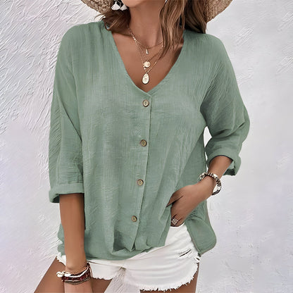 Maria – Elegant V-Neck T-Shirt