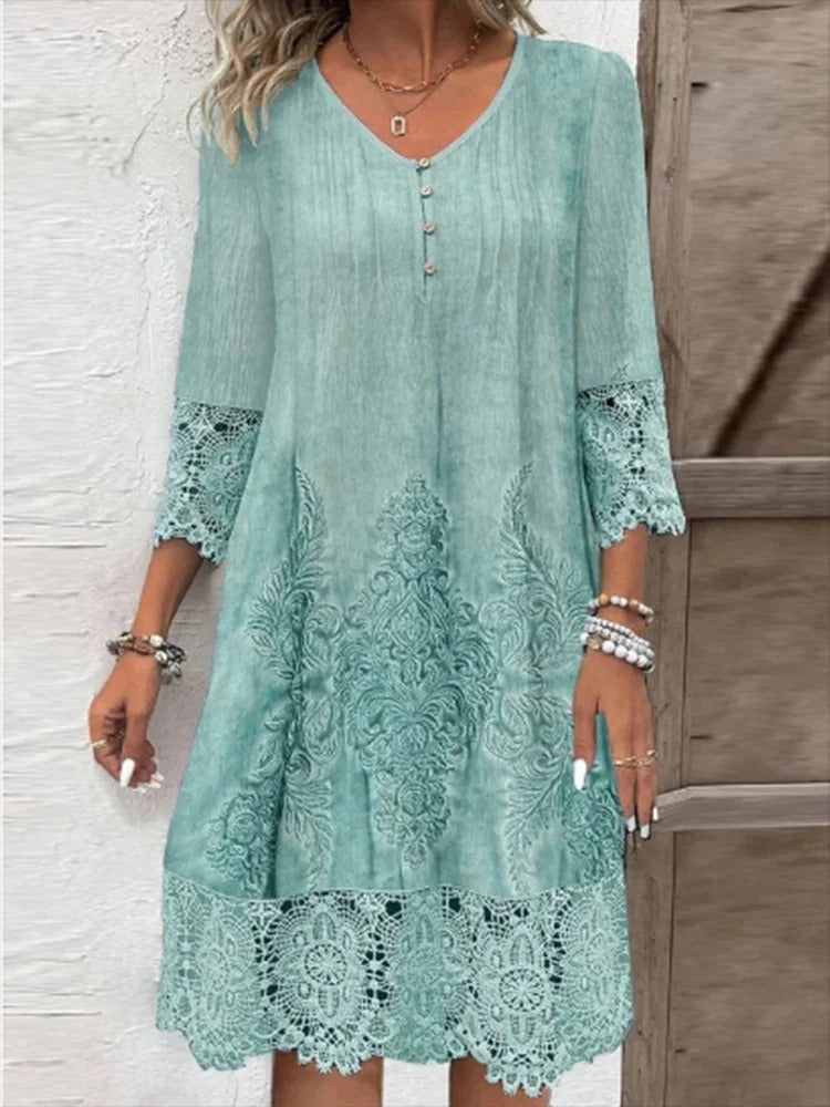 Evelyn – Elegant Lace V-Neck Dress